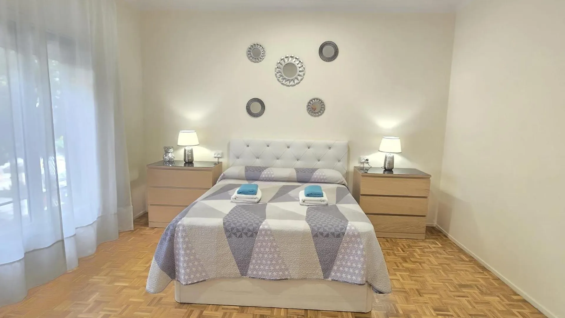 לינה וארוחת בוקר ברצלונה Rooms Villaroel