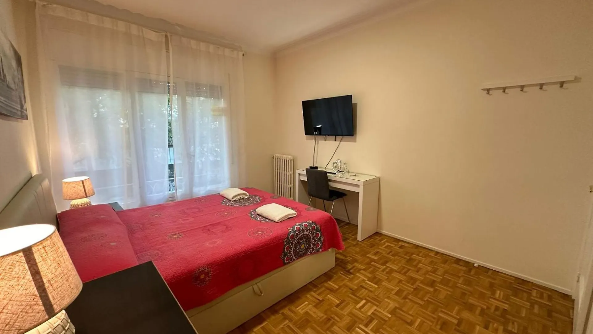 Rooms Villaroel Barcelona 0*,